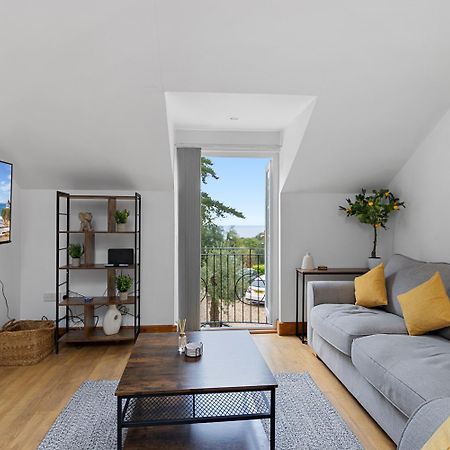 Stunning Sea View Whole Home In Torbay Close To Beach Торки Экстерьер фото